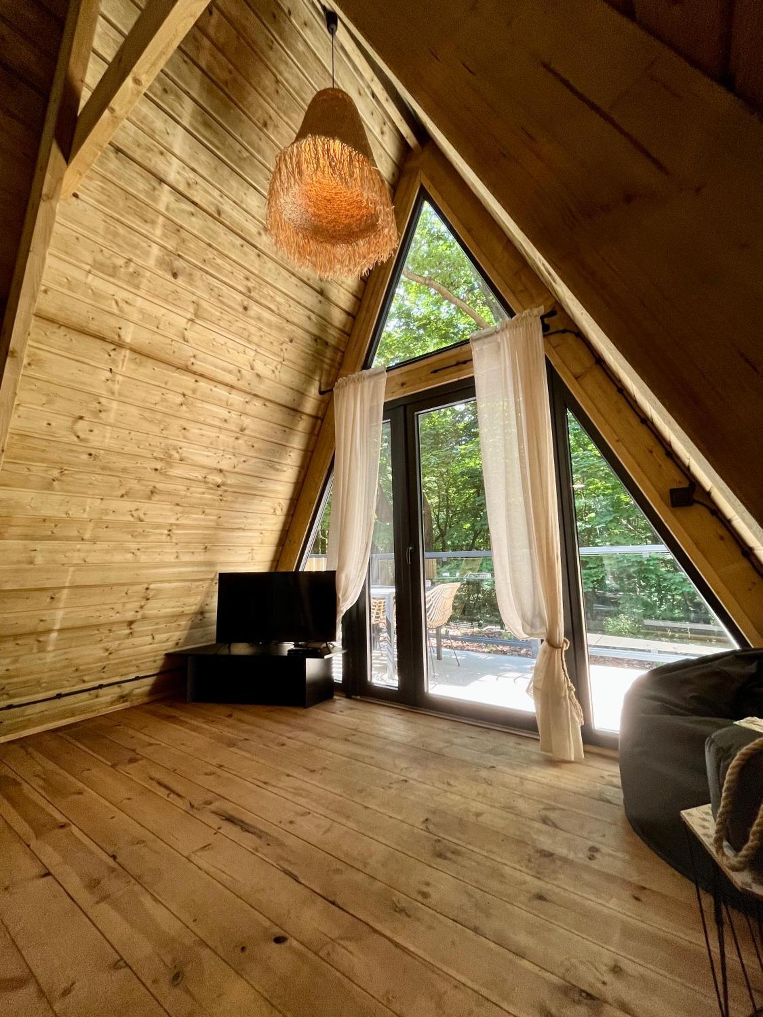 Metropolis Campglamping Hotel Sopot Eksteriør billede
